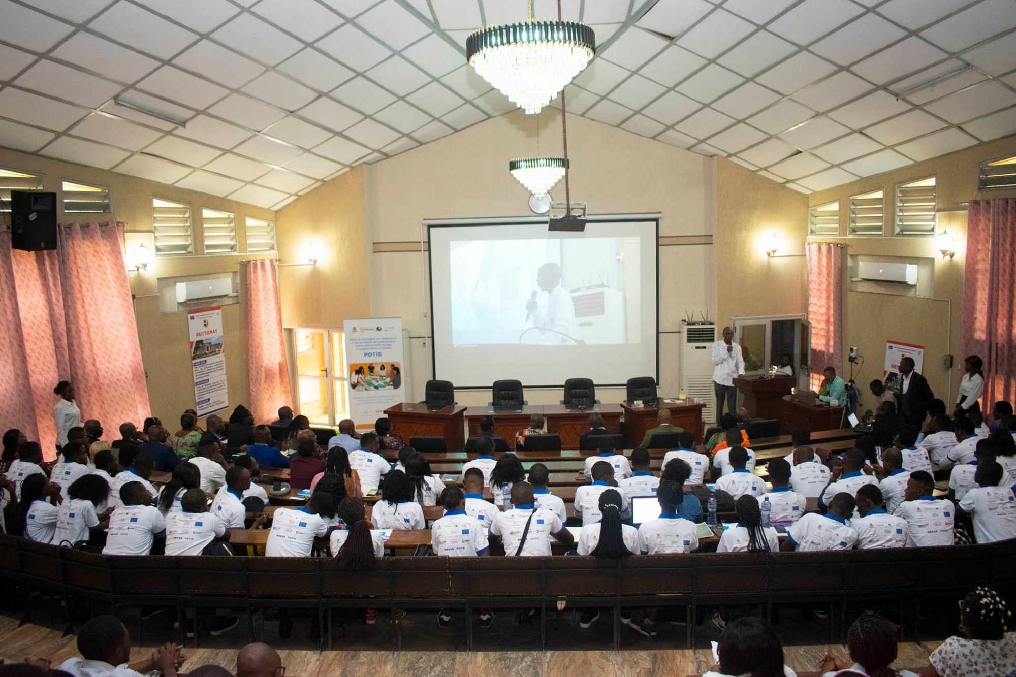 Cérémonie d'ouverture de la formation de Kinshasa